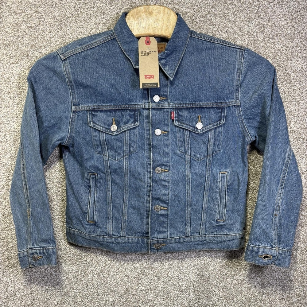 NWT Levi's Jacket Womens Medium Blue Ex-Boyfriend Trucker Denim Button‎ Front